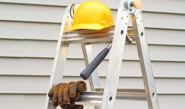 siding-repair-and-painting1-599x353
